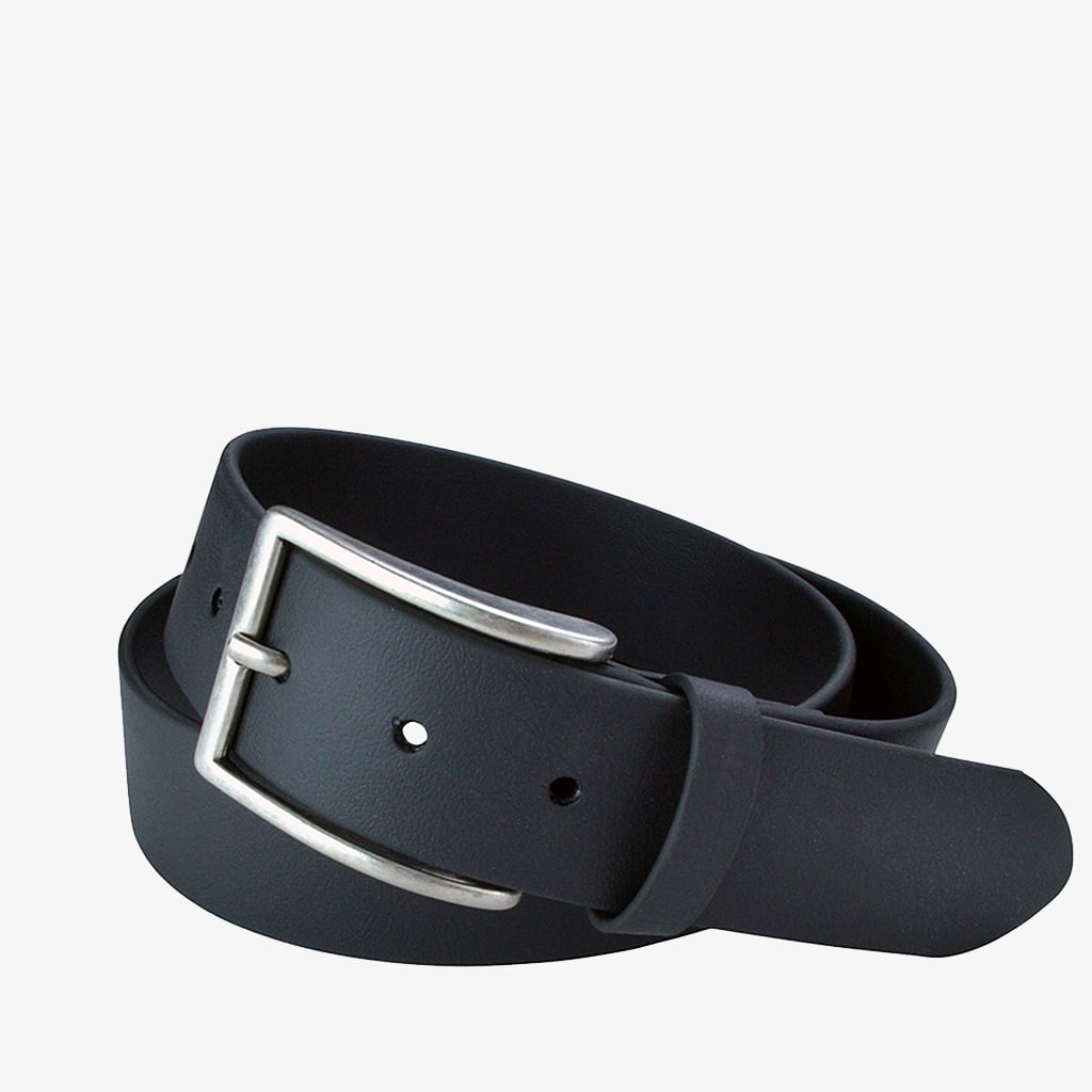 Reversible Vegan Leather Belt in Black from Joe Fresh